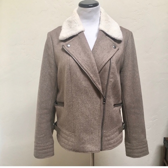 Banana Republic Jackets & Blazers - Banana Republic Wool Moto Style Jacket